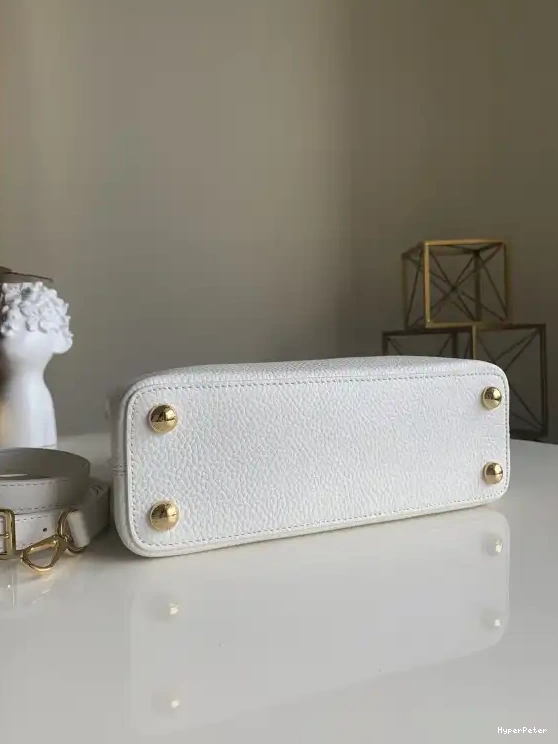 VUITTON LOUIS CAPUCINES BB 0531
